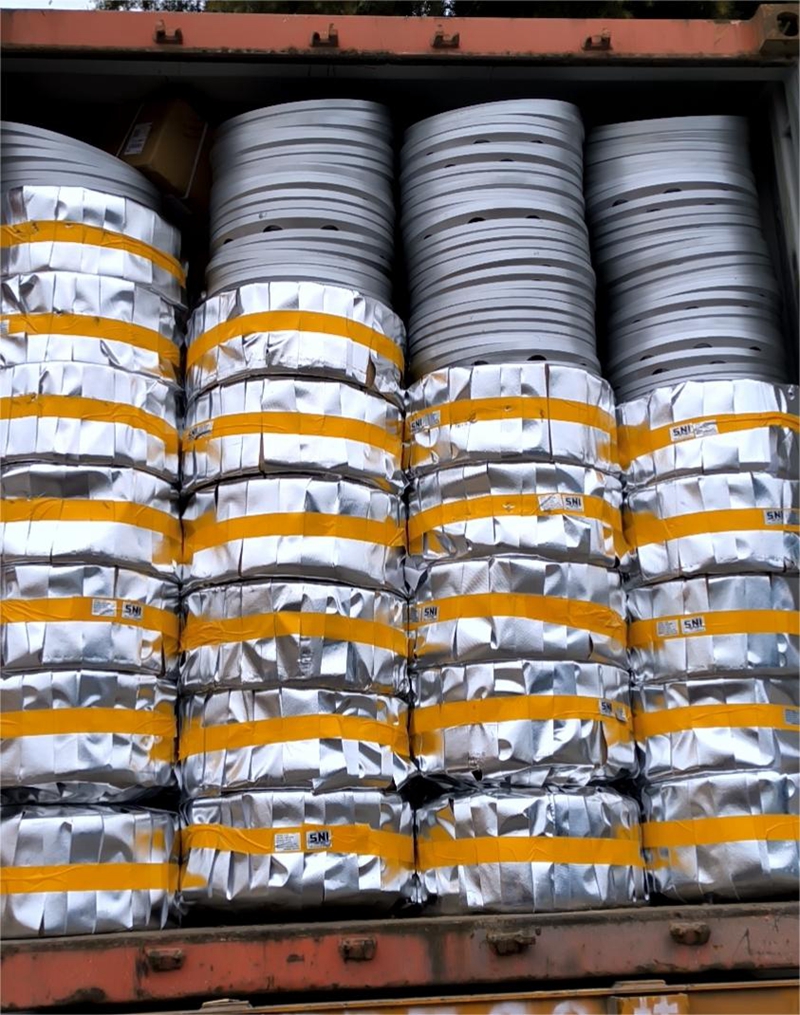 Loading Container 
