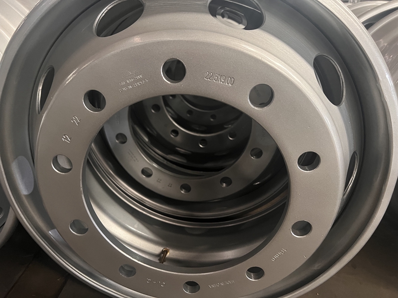 22.5X9.00